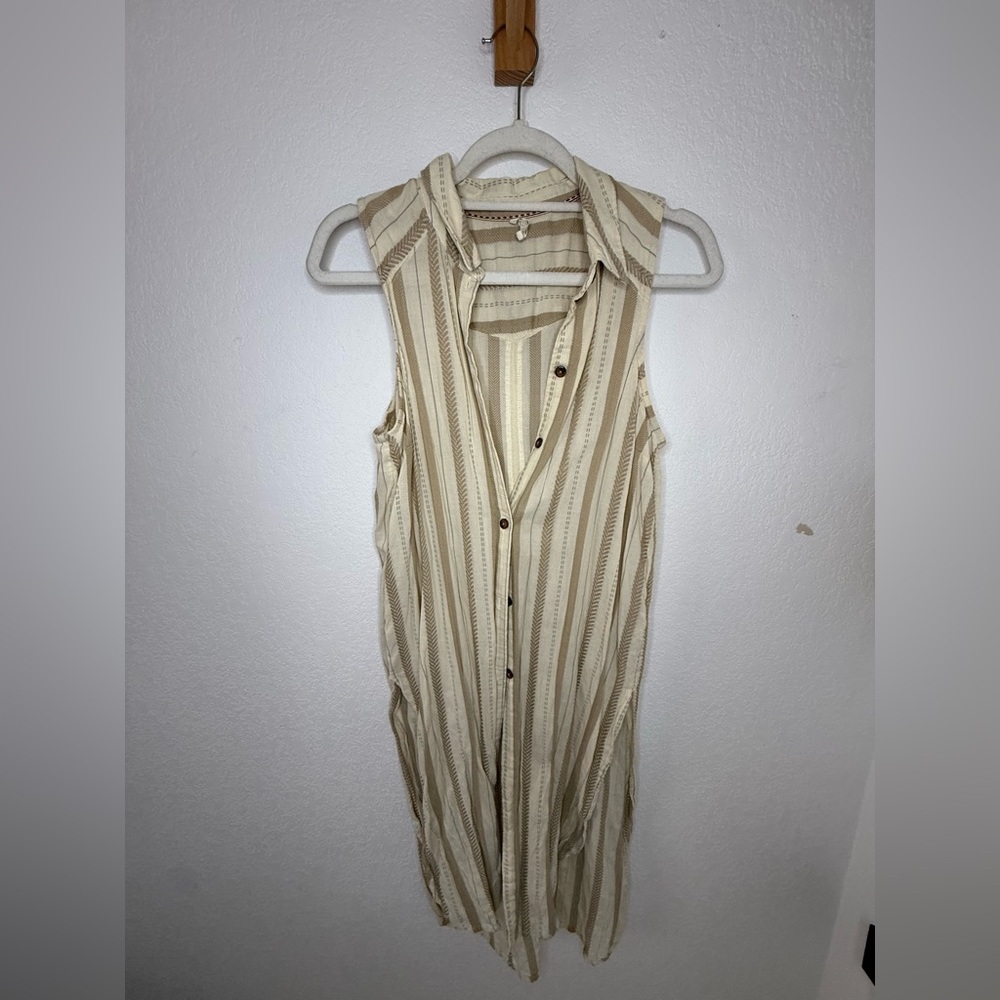 Anthropologie Beige and Red Textured Dress